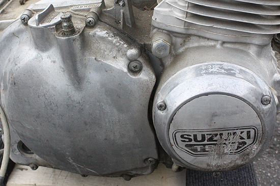 1980 Suzuki GS1000 GT ENGINE/MOTOR/GEARS/TRANSMISSION/CYLINDER HEADS 